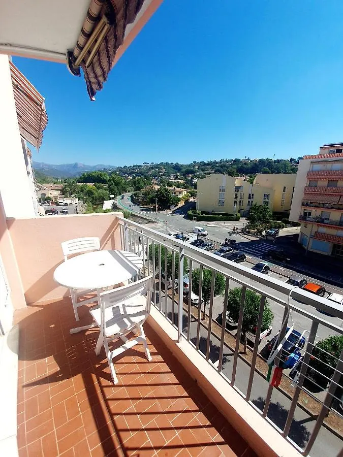 קאן סור מר Appartement Traversant Avec Parking Gratuit Et Navette Gratuite Plage A 2 Mn A Pied